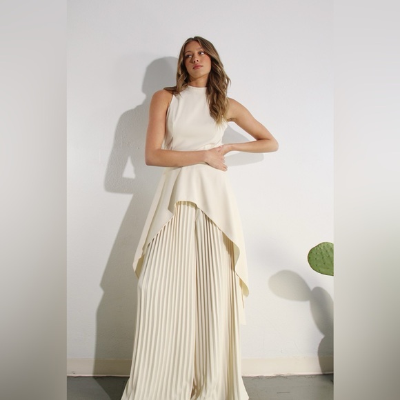 847. Hi Low Dressy Top and Pleated Pant Set in Beige - Picture 6 of 7